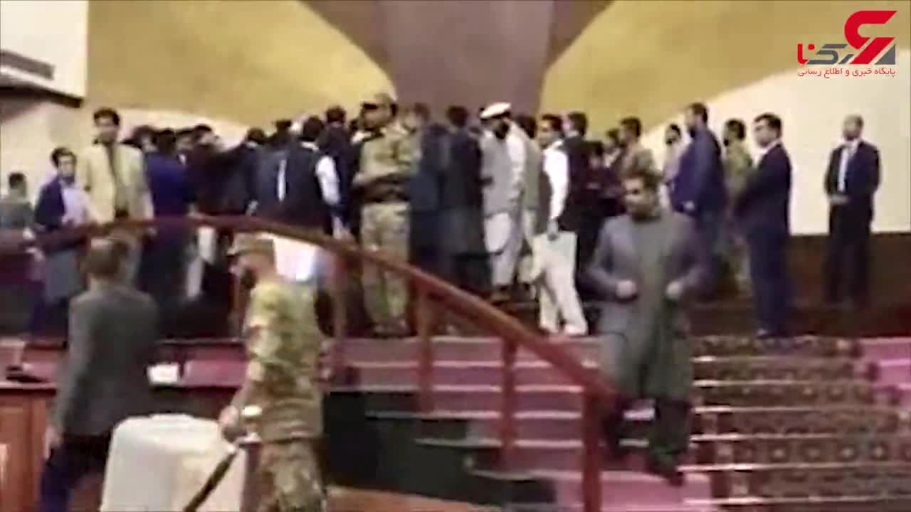 چاقو کشی در مجلس افغان ها فیلم
